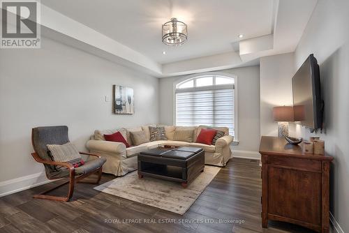 390 Sandhurst Drive, Oakville (Bronte East), ON - Indoor Photo Showing Living Room