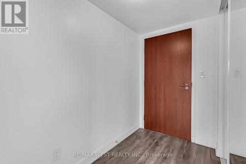 614 - 160 Flemington Road, Toronto, ON - Indoor Photo Showing Other Room