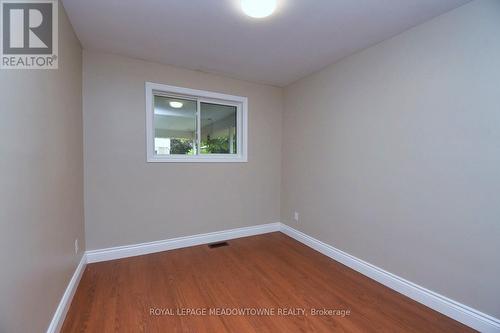 11 Buckingham Street, Brantford, ON - Indoor Photo Showing Other Room