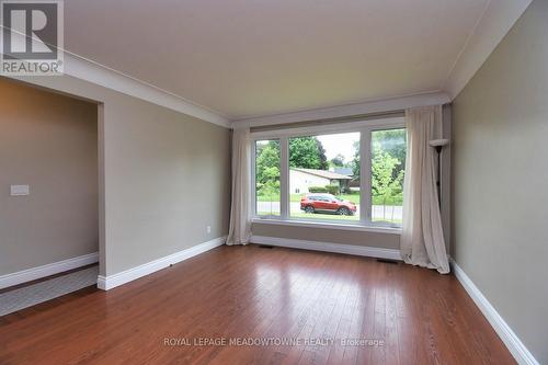 11 Buckingham Street, Brantford, ON - Indoor Photo Showing Other Room