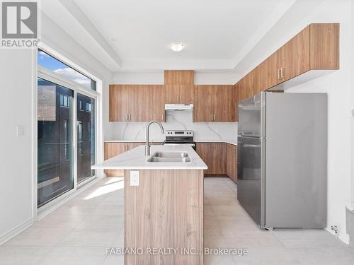 3 Quilico Road, Vaughan (Elder Mills), ON - Indoor Photo Showing Kitchen With Double Sink