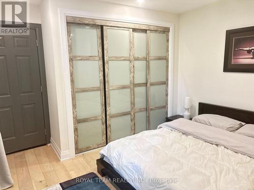 18962 Dufferin Street, King, ON - Indoor Photo Showing Bedroom