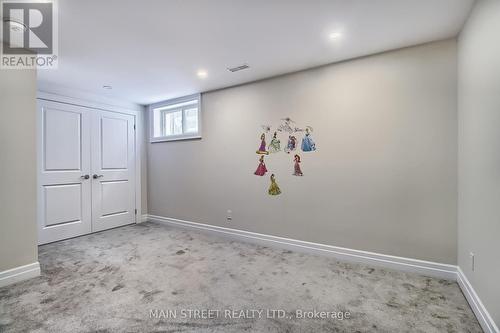 128 Emms Drive, Barrie, ON - Indoor