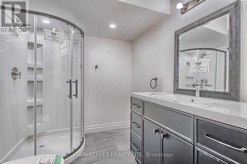 128 Emms Drive, Barrie, ON - Indoor Photo Showing Bathroom