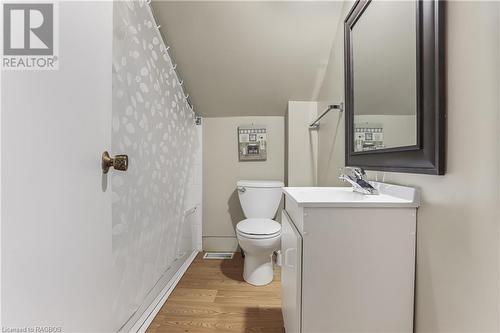 2640 Bruce Road 40, Saugeen Shores, ON - Indoor Photo Showing Bathroom