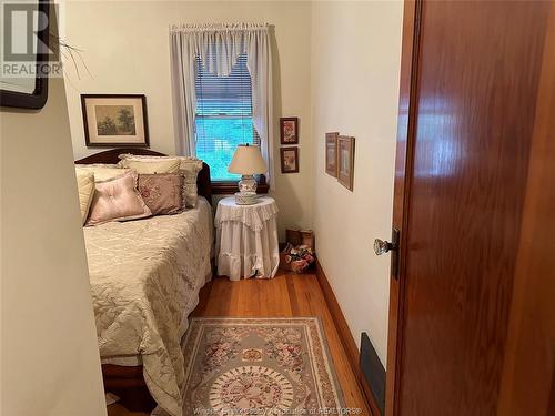 1843 Alexis Road, Windsor, ON - Indoor Photo Showing Bedroom