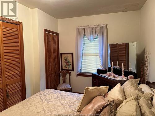 1843 Alexis Road, Windsor, ON - Indoor Photo Showing Bedroom