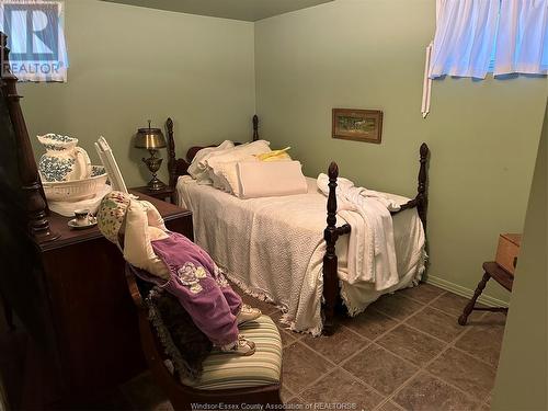 1843 Alexis Road, Windsor, ON - Indoor Photo Showing Bedroom