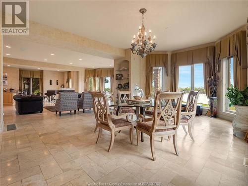 318 Crystal Bay Drive, Amherstburg, ON - Indoor Photo Showing Dining Room