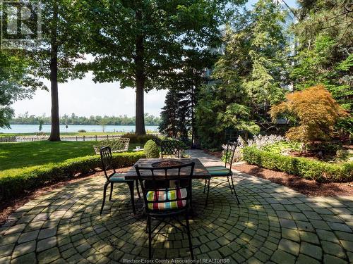 318 Crystal Bay Drive, Amherstburg, ON - Outdoor