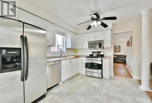 30 Red Oak Drive, Barrie, ON - Indoor Photo Showing Kitchen