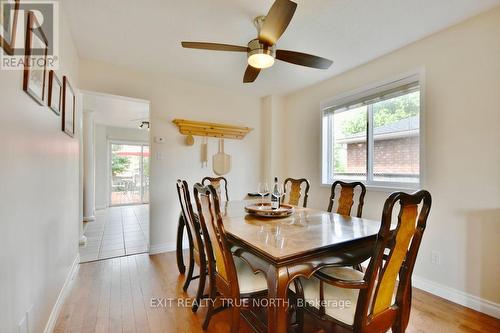 30 Red Oak Drive, Barrie, ON - Indoor Photo Showing Dining Room