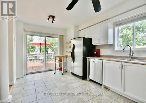 30 Red Oak Drive, Barrie, ON - Indoor Photo Showing Kitchen With Double Sink