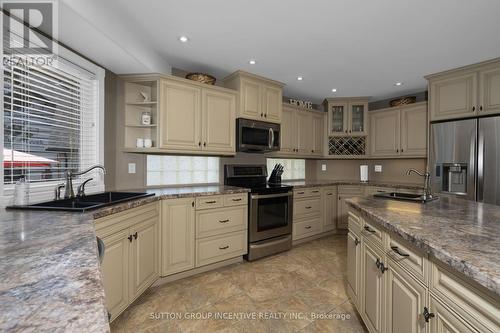 61 Highland Drive, Oro-Medonte, ON - Indoor Photo Showing Kitchen With Double Sink