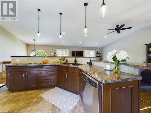 474 Grandview Drive, Wingham, ON - Indoor Photo Showing Kitchen