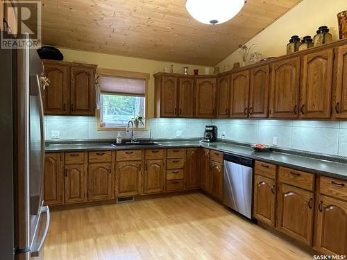 1411 Minayik Crescent, Lac La Ronge, SK - Indoor Photo Showing Kitchen