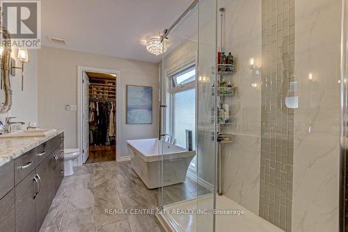 402 Larry Street, Central Elgin, ON - Indoor Photo Showing Bathroom