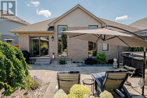 402 Larry Street, Central Elgin, ON - Outdoor With Deck Patio Veranda