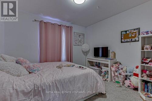 21 - 1820 Canvas Way, London, ON - Indoor Photo Showing Bedroom