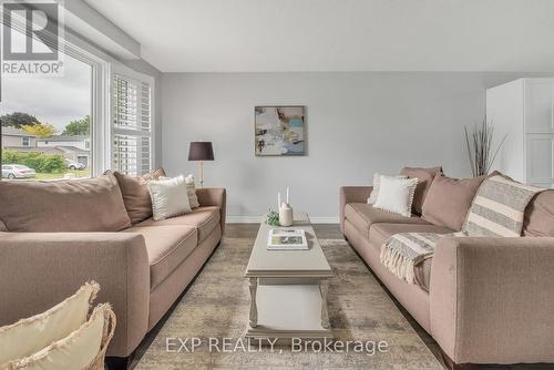 29 Arthur Mark Drive, Port Hope, ON - Indoor Photo Showing Living Room
