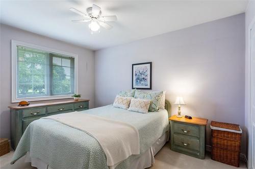 1179 Sixth Line, Oakville, ON - Indoor Photo Showing Bedroom