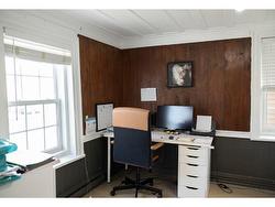 Bureau - 