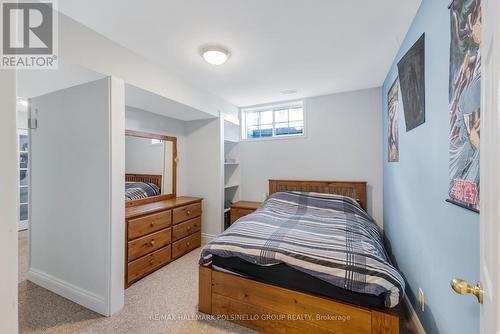 527 Lake Drive E, Georgina, ON - Indoor Photo Showing Bedroom