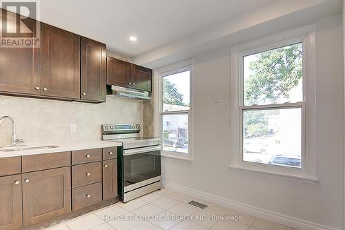 1654 John Street, Markham, ON - Indoor Photo Showing Kitchen