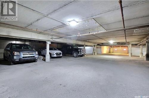 24 2338 Assiniboine Avenue, Regina, SK - Indoor Photo Showing Garage
