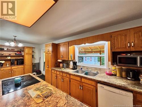 120 Hospital Street, Bath, NB - Indoor Photo Showing Kitchen With Double Sink