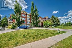 313, 5115 Richard Road SW  Calgary, AB T3E 7M7