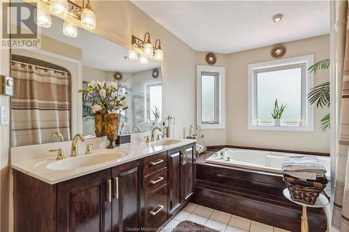 226 Glengrove, Moncton, NB - Indoor Photo Showing Bathroom