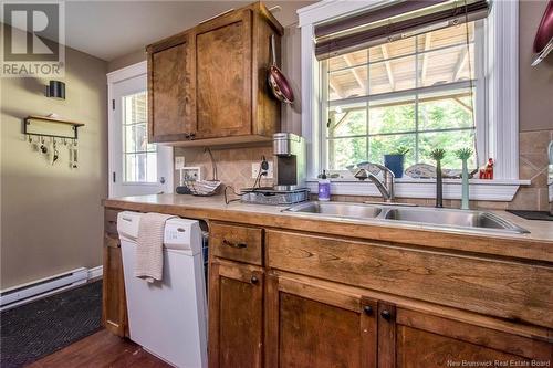 190 French Village, Quispamsis, NB - Indoor Photo Showing Kitchen With Double Sink