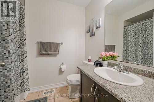 10 Kempsford Crescent, Brampton, ON - Indoor Photo Showing Bathroom