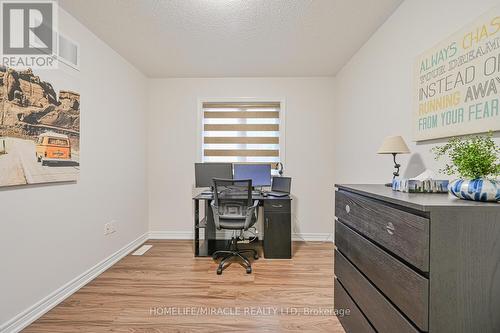 10 Kempsford Crescent, Brampton, ON - Indoor Photo Showing Office