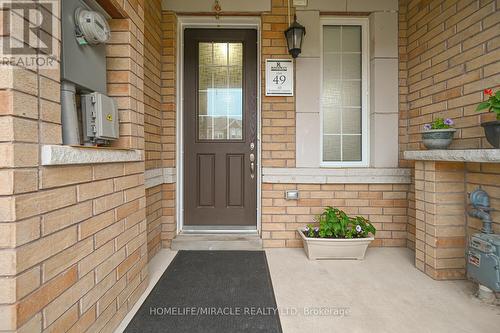 10 Kempsford Crescent, Brampton, ON - Outdoor With Exterior