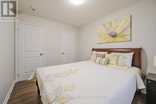 10 Kempsford Crescent, Brampton, ON - Indoor Photo Showing Bedroom