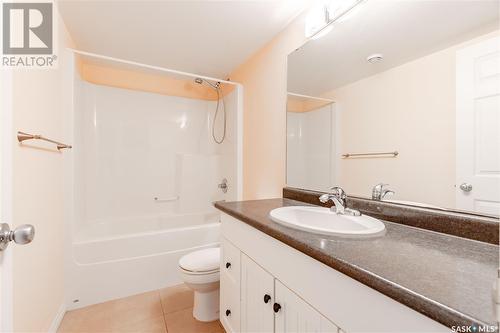 1318 Rempel Crescent, Saskatoon, SK - Indoor Photo Showing Bathroom