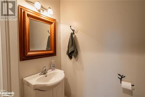 1959 Harburn Road, Haliburton, ON - Indoor Photo Showing Bathroom