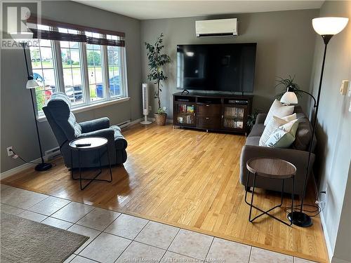 153 Bulman Dr, Moncton, NB - Indoor Photo Showing Living Room