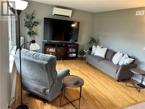 153 Bulman Dr, Moncton, NB - Indoor Photo Showing Living Room