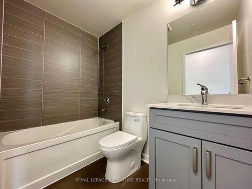 1105-3985 Grand Park Dr, Mississauga, ON - Indoor Photo Showing Bathroom