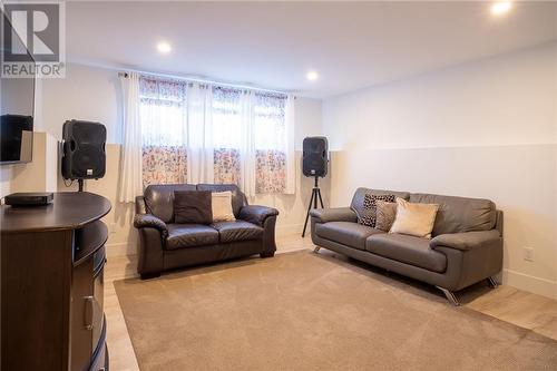 36 Venetian Drive, Riverview, NB - Indoor Photo Showing Living Room