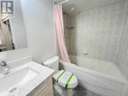 314 - 1470 Midland Avenue, Toronto, ON - Indoor Photo Showing Bathroom