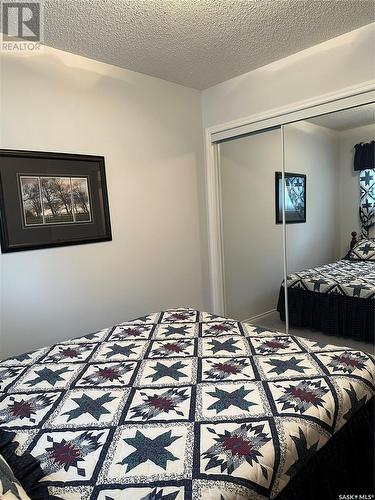 3170 Rutland Avenue, Gull Lake, SK - Indoor Photo Showing Bedroom