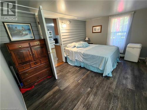 116 Seneca Street, Point Clark, ON - Indoor Photo Showing Bedroom