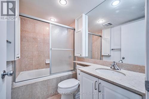 2016 - 8 Park Road, Toronto, ON - Indoor Photo Showing Bathroom