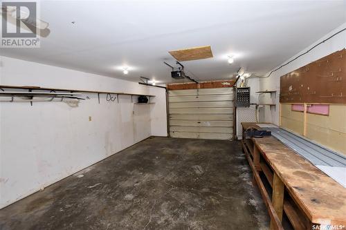 3354 Mountbatten Street, Saskatoon, SK - Indoor Photo Showing Garage