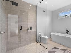 Ensuite bathroom - 