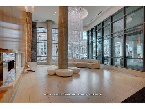 1611-215 Fort York Blvd, Toronto, ON - Indoor With Fireplace